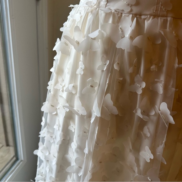 Butterfly Cream Midi Dress - Picture 6 of 7